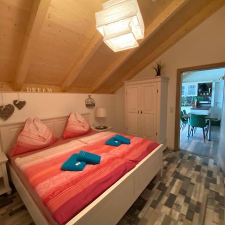 Apartments Edelweiss & Enzian - Gaestehaus Zum Fuchs แฮร์มากอร์ ภายนอก รูปภาพ