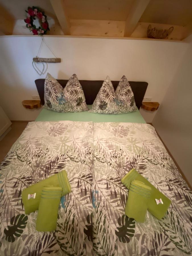 Apartments Edelweiss & Enzian - Gaestehaus Zum Fuchs แฮร์มากอร์ ภายนอก รูปภาพ