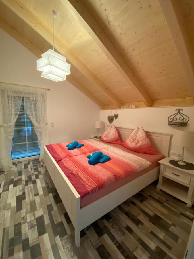 Apartments Edelweiss & Enzian - Gaestehaus Zum Fuchs แฮร์มากอร์ ภายนอก รูปภาพ