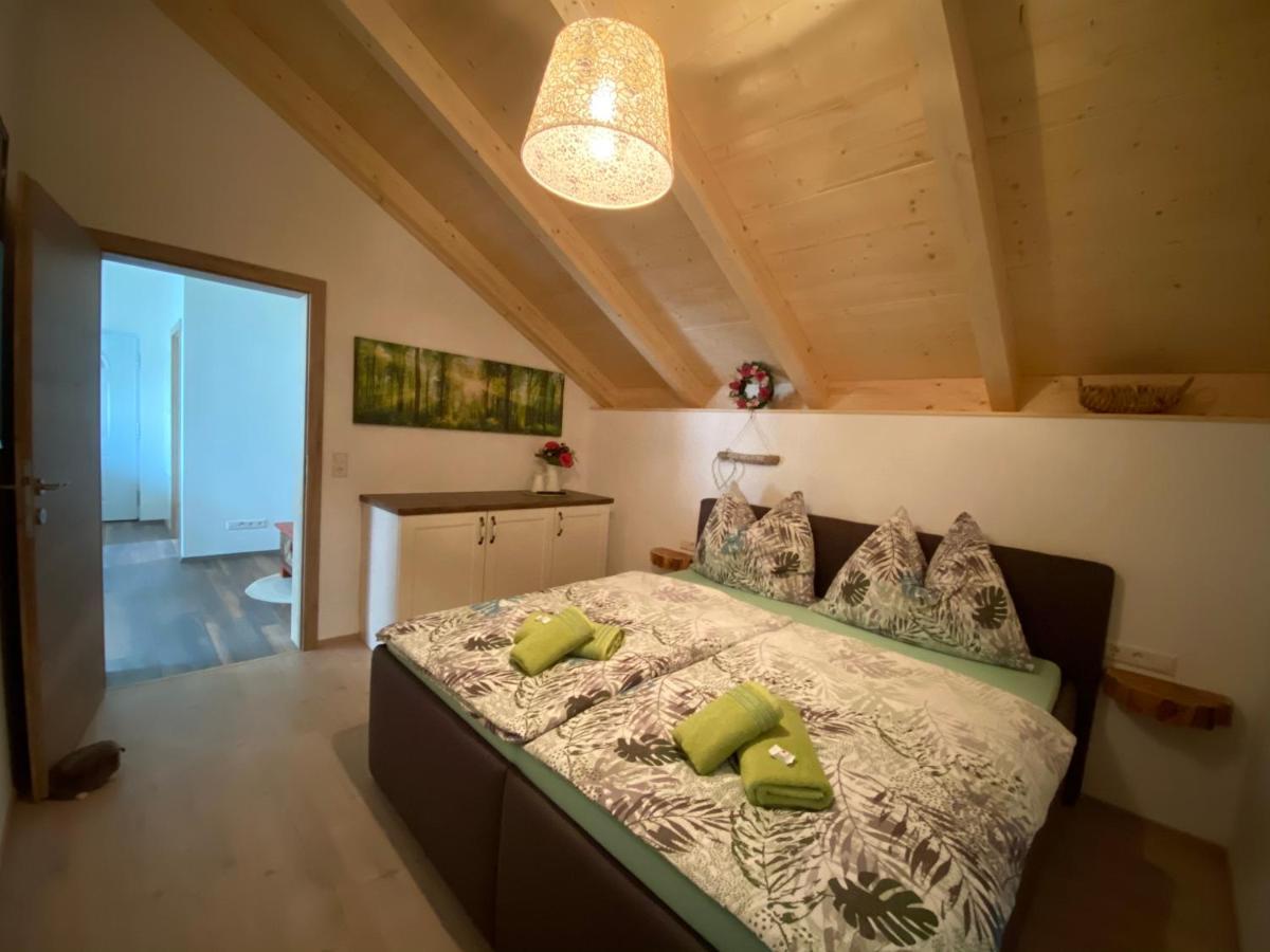Apartments Edelweiss & Enzian - Gaestehaus Zum Fuchs แฮร์มากอร์ ภายนอก รูปภาพ