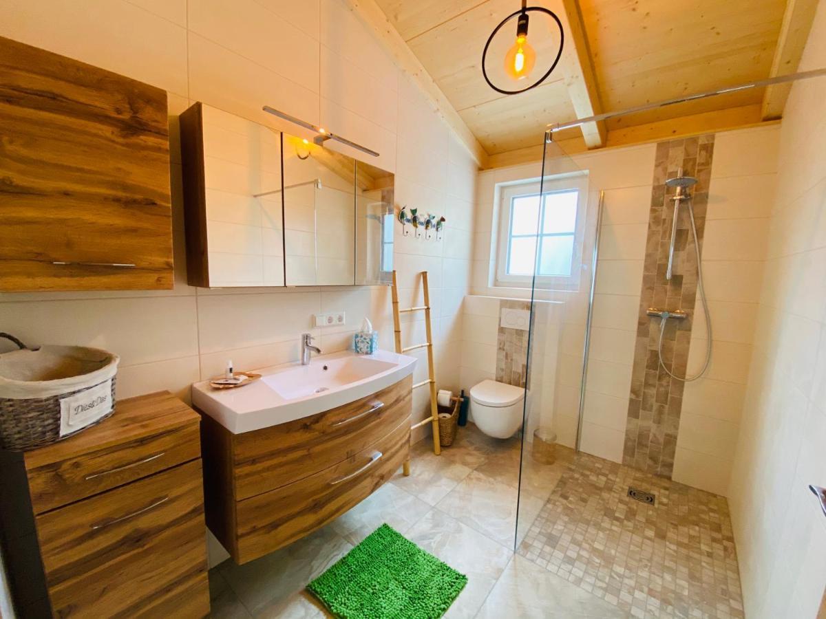 Apartments Edelweiss & Enzian - Gaestehaus Zum Fuchs แฮร์มากอร์ ภายนอก รูปภาพ