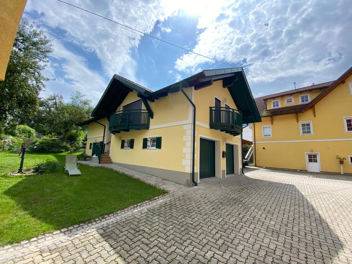 Apartments Edelweiss & Enzian - Gaestehaus Zum Fuchs แฮร์มากอร์ ภายนอก รูปภาพ