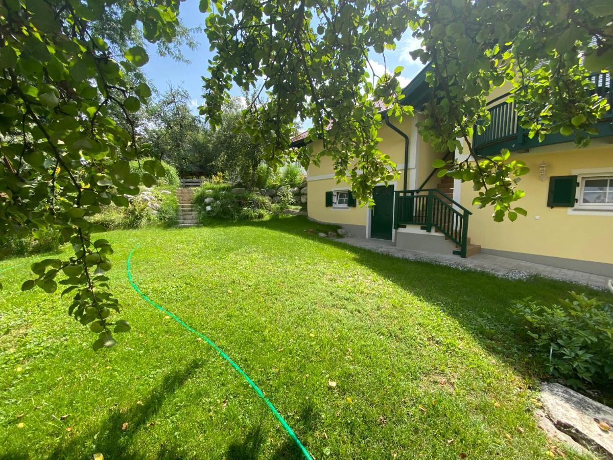 Apartments Edelweiss & Enzian - Gaestehaus Zum Fuchs แฮร์มากอร์ ภายนอก รูปภาพ